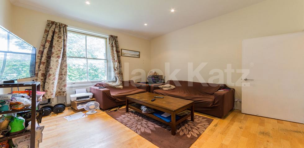 			CENTRAL ZONE 1 LOCATION!, 2 Bedroom, 1 bath, 1 reception Flat			 Leinster Square, BAYSWATER